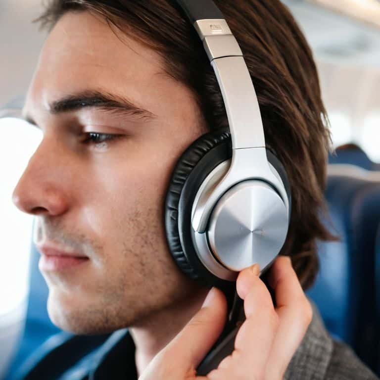 Noise Cancelling Headphones for Travel